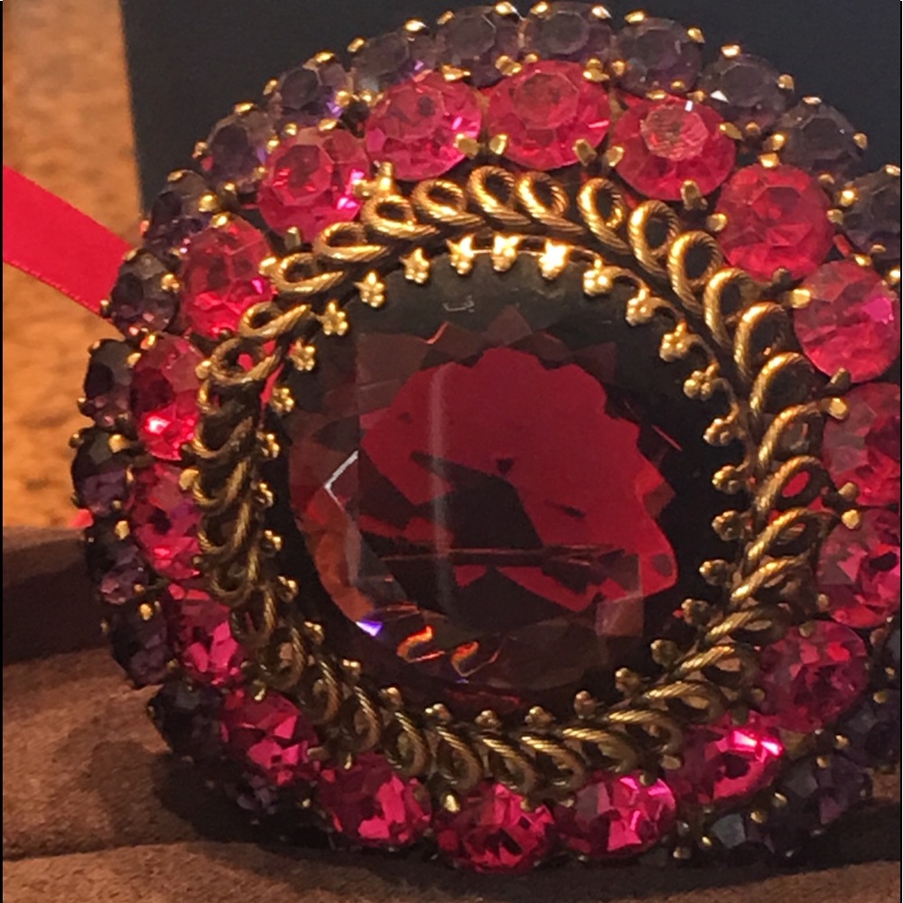 Weiss Vintage Amethyst Borealis Brooch